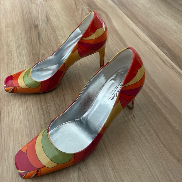 Vintage Emilio Pucci Italian Heels - Picture 3 of 3